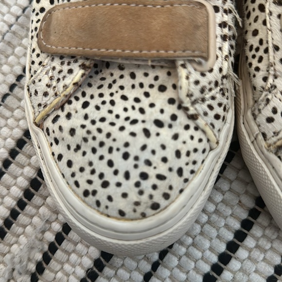 Shoes - Picture 6 of 14